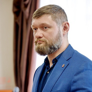 Тренер из Норильска стал лучшим в краевом конкурсе