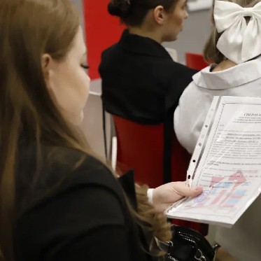 Молодые семьи Норильска получили сертификаты на улучшение жилищных условий