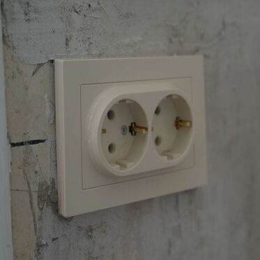 Отдельные категории норильчан могут получить материальную помощь на замену электропроводки