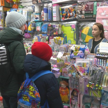 В Кайеркане провели рейд по продаже пиротехники несовершеннолетним