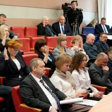 Более 125 миллионов рублей дополнительно направят на ремонты социальных объектов