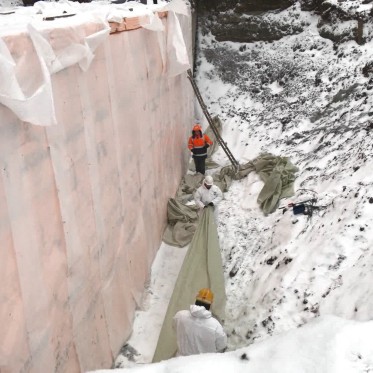 В жилом образовании Оганер продолжается ремонт внутриквартального коллектора