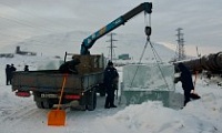 В Норильске полным ходом идут работы по созданию новогодних ледовых фигур