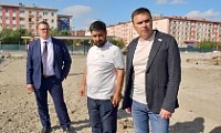 Ремонт на Театральной площади выполнен почти наполовину